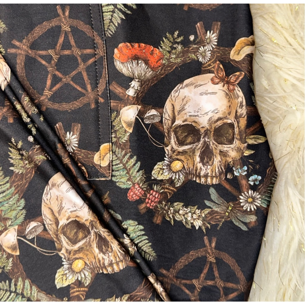 Cottage Witch Witchy Skull & Mushroom Print Leggings - Picture 5 of 6